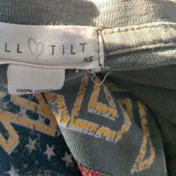 World Tour Fringe Hem Graphic Crop Top XS Full Tilt 100% Cotton Gray Eagle & Ros - Picture 3 of 8